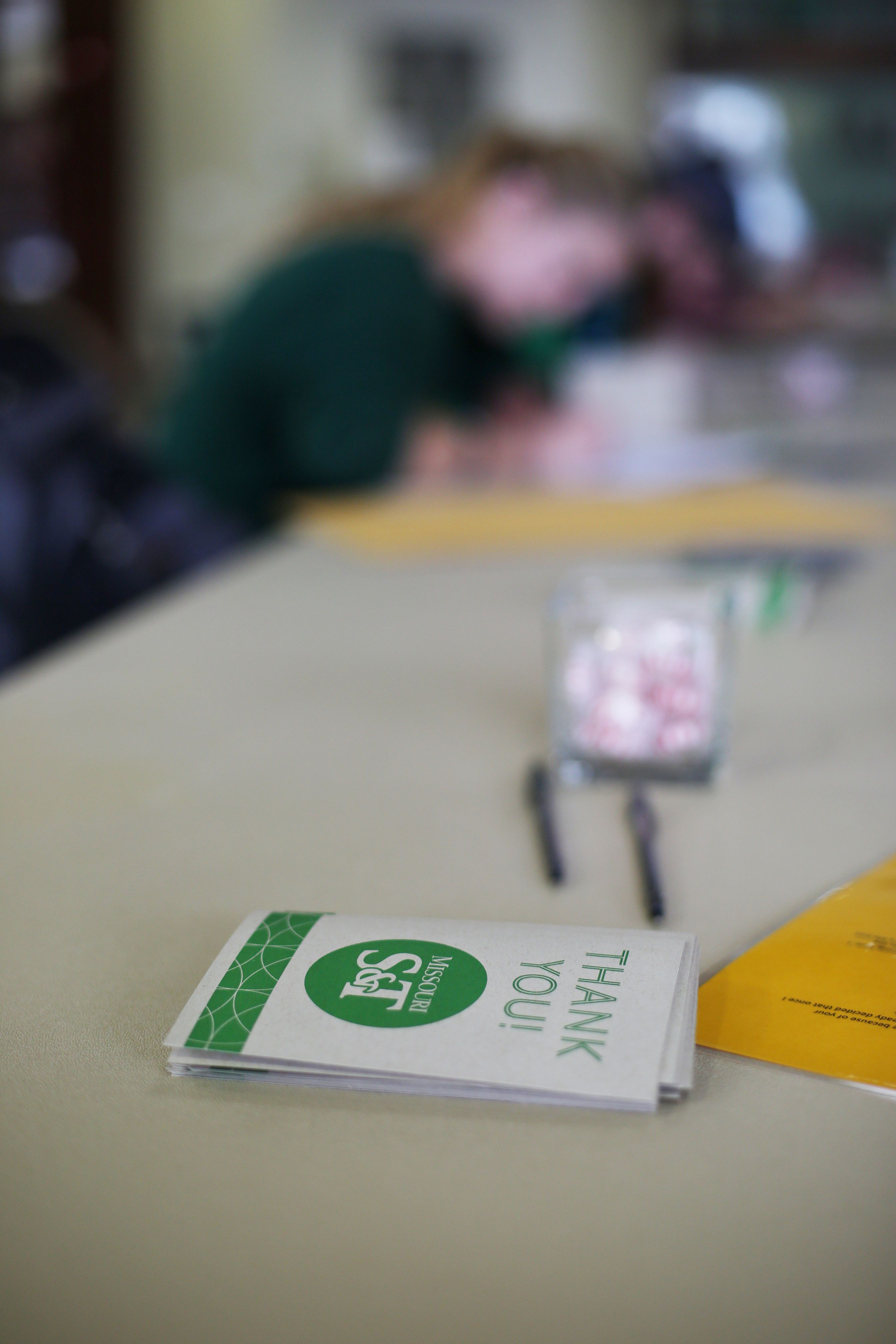 Thank you Missouri S&T cards on table